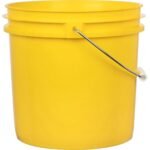 2 Gallon Yellow Plastic Pail with Metal Handle (P4 Series) - Image 2