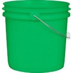2 Gallon Green Plastic Pail with Metal Handle (P4 Series) - Image 2